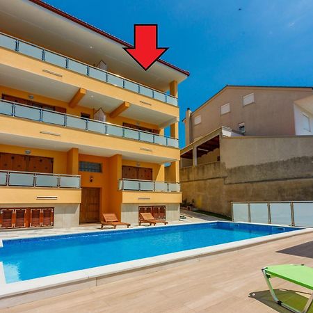 诺维·维诺多尔斯基House View公寓 外观 照片